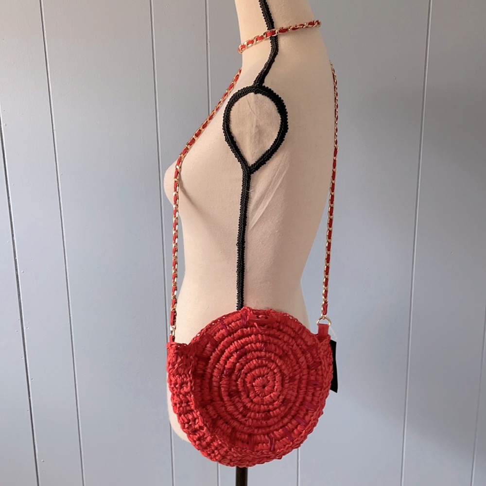 Straw crossbody bag